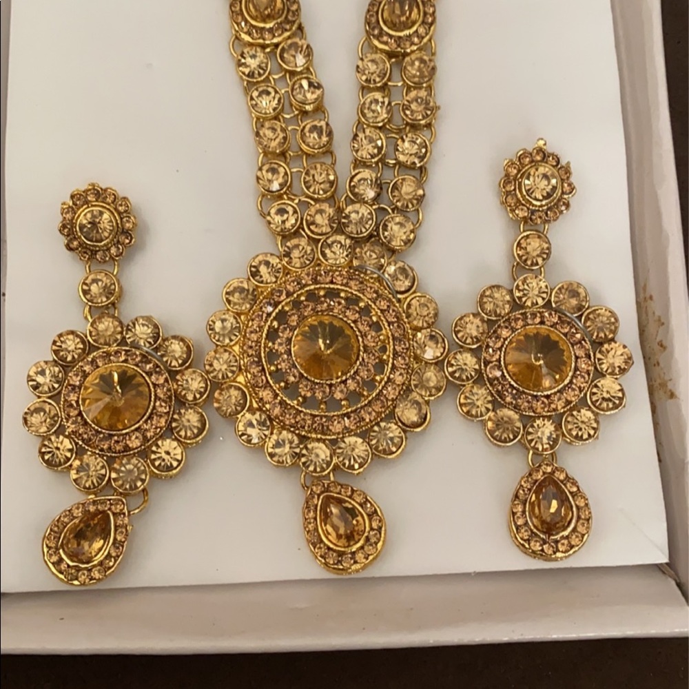 Jewelry set - Picture 2 of 3